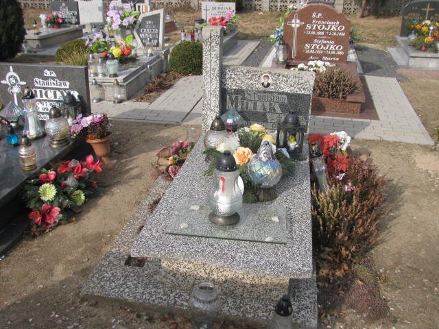 Grób Stanisław Miciak