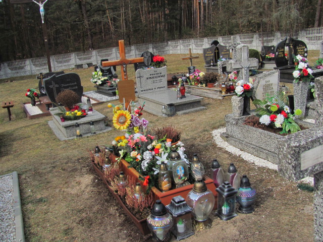 Grób Edward Mroczek