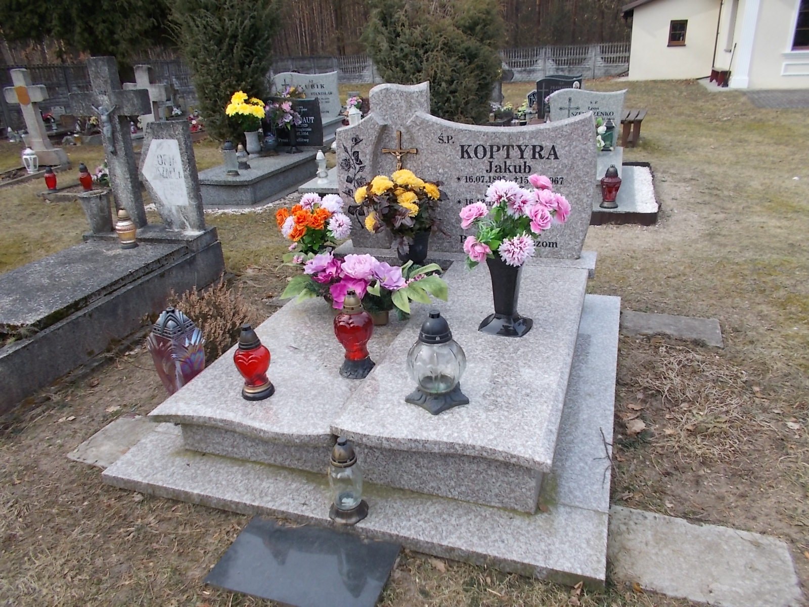 Grób Józefa Koptyra